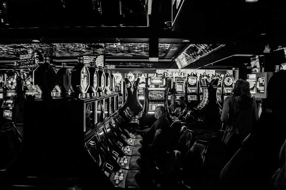 Live Casino vs. RNG-basierte Spiele: Der ultimative Vergleich für Online-Spieler